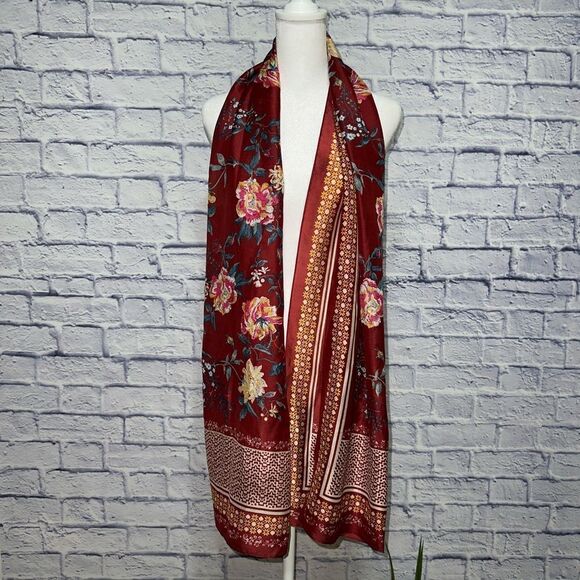 Vince Camuto floral scarf - Picture 1 of 8